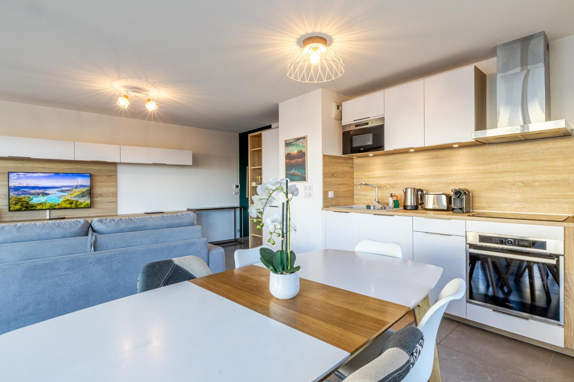 אנסי La Plume Vue Lac 3 Etoiles - Garage Prive, Secteur Recherche, Moderne & Tout Equipe, 6 Personnes מראה חיצוני תמונה