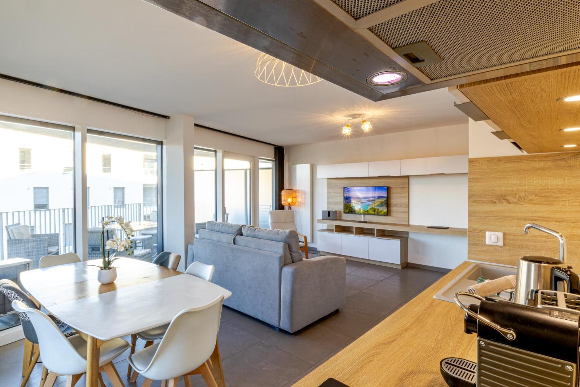 אנסי La Plume Vue Lac 3 Etoiles - Garage Prive, Secteur Recherche, Moderne & Tout Equipe, 6 Personnes מראה חיצוני תמונה