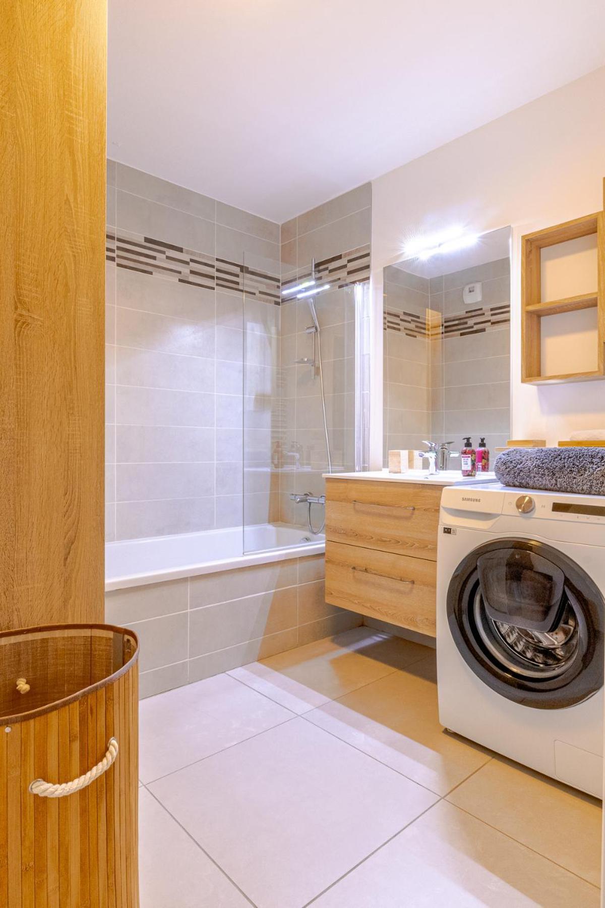 אנסי La Plume Vue Lac 3 Etoiles - Garage Prive, Secteur Recherche, Moderne & Tout Equipe, 6 Personnes מראה חיצוני תמונה